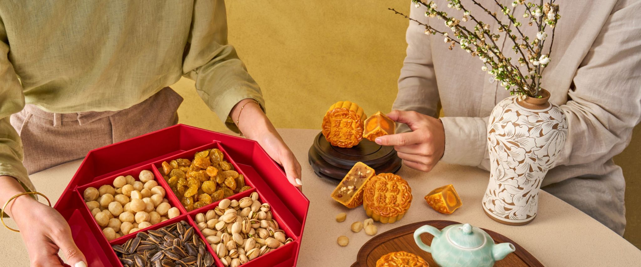 The Ritz-Carlton, Millenia Singapore Mooncake