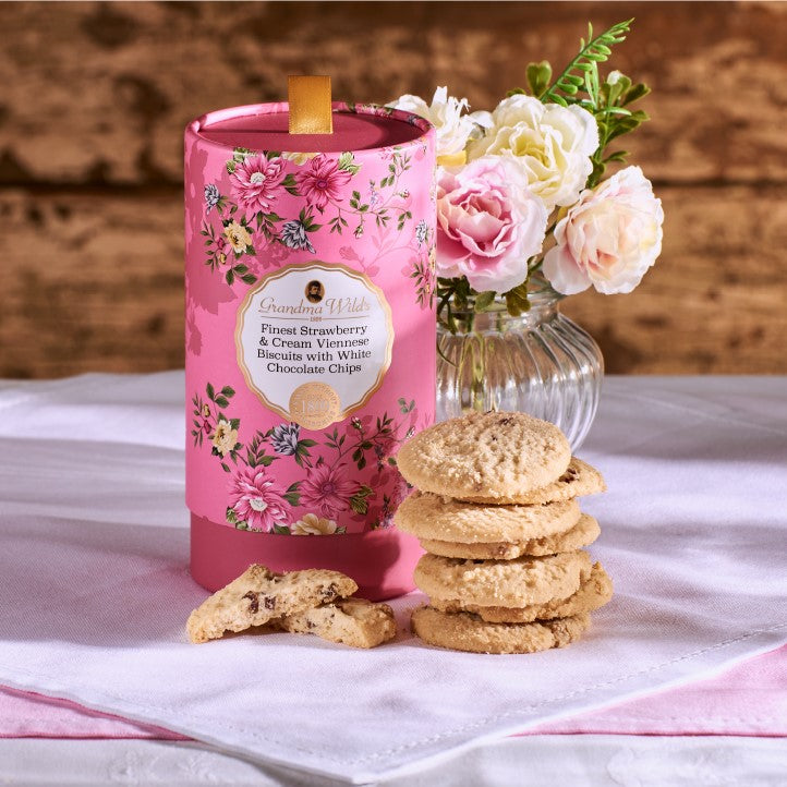 Grandma Wild's Victorian Floral Tube Buttery Strawberry & Cream with White Chocolate Chips Biscuits 150g