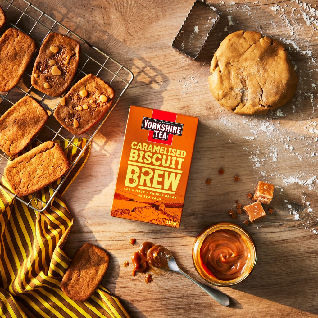 Yorkshire Tea Biscuit Brew & m&sクッキーセット 455318127_889747023180617_7898