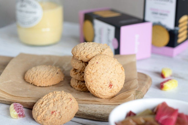 Maclean's Rhubarb & Custard Luxury Biscuits 150g