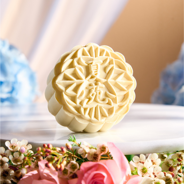 The Ritz-Carlton, Millenia Singapore, Snowskin "Mao Shan Wang" Durian (4pcs)