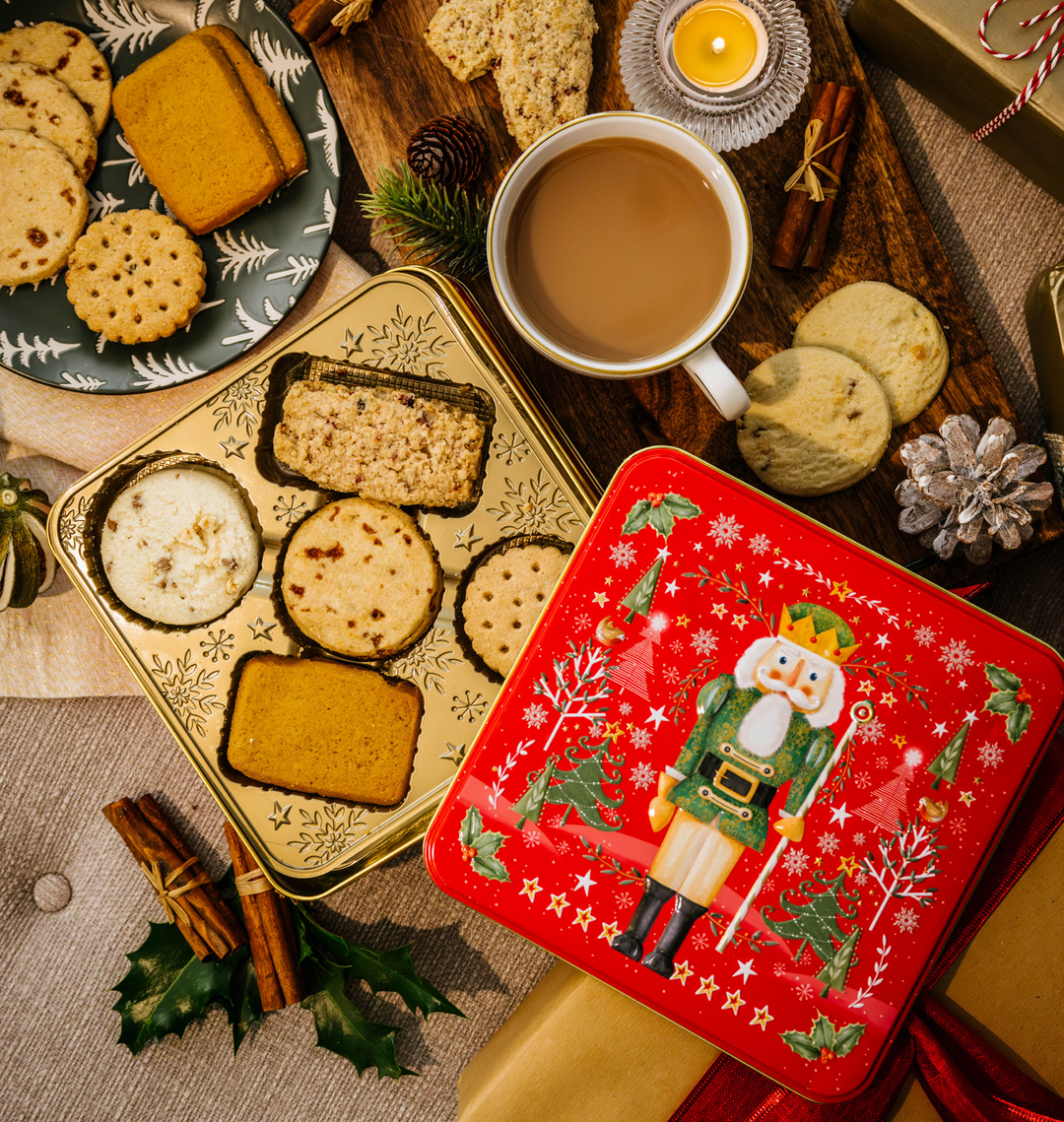 Farmhouse Embossed Nutcrackers Assortment Tin 400g [752]