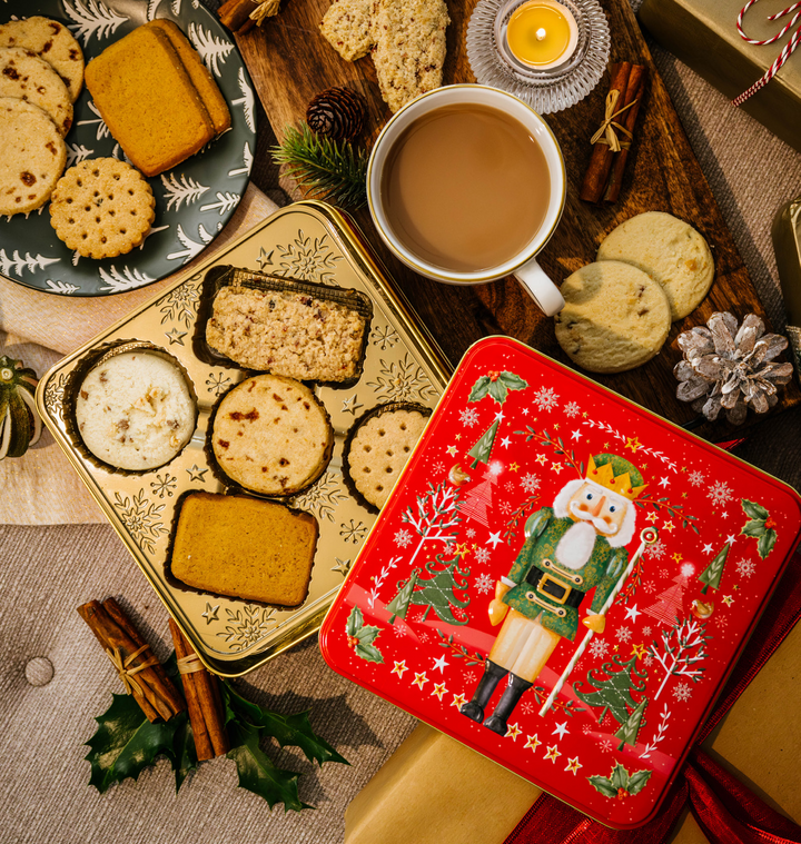 Farmhouse Embossed Nutcrackers Assortment Tin 400g [752]