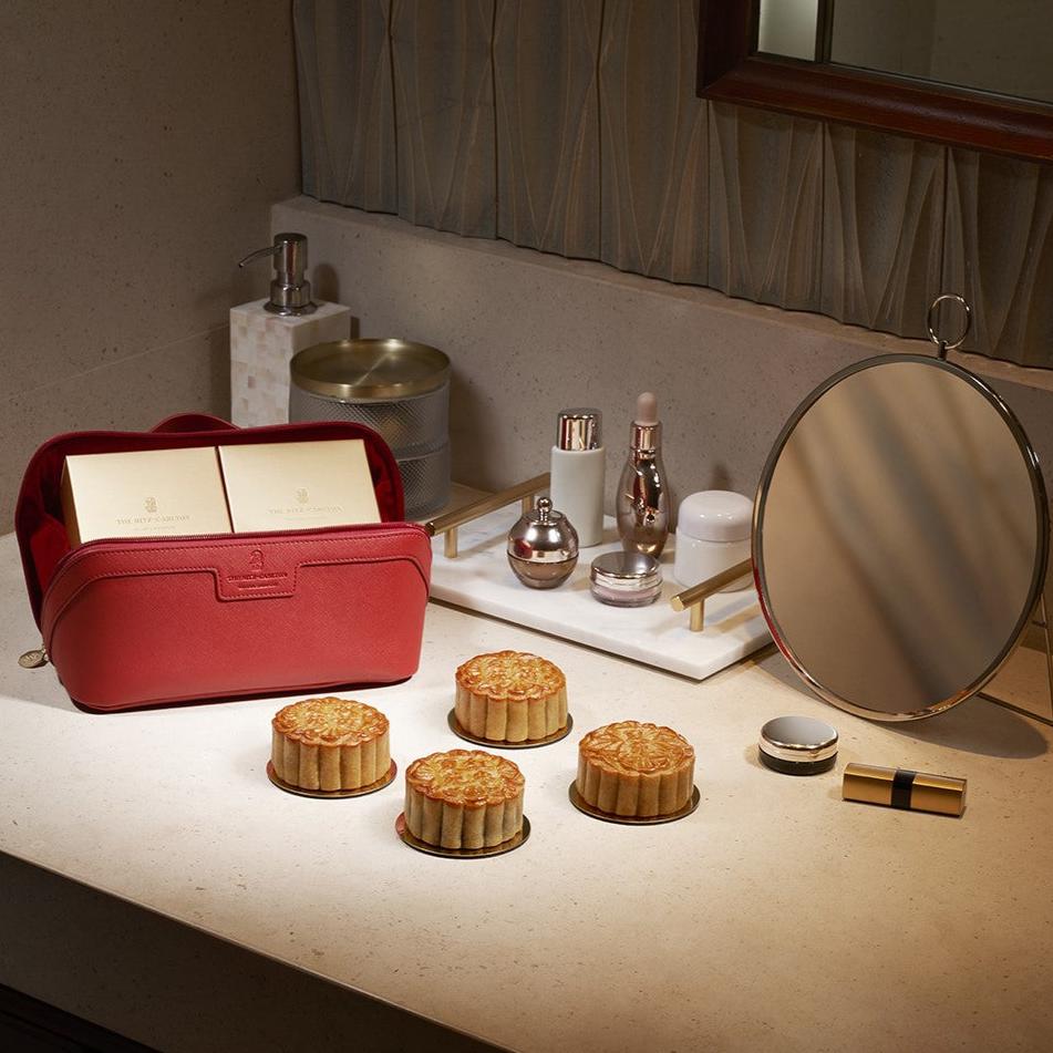 Ritz Carlton 2024 Double Yolk Mooncake