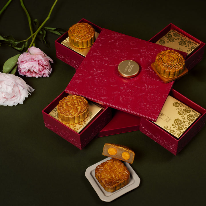 Conrad Singapore Marina Bay Pandan “Fei Cui” with Melon Seeds [Less Sugar] (4 Pieces)