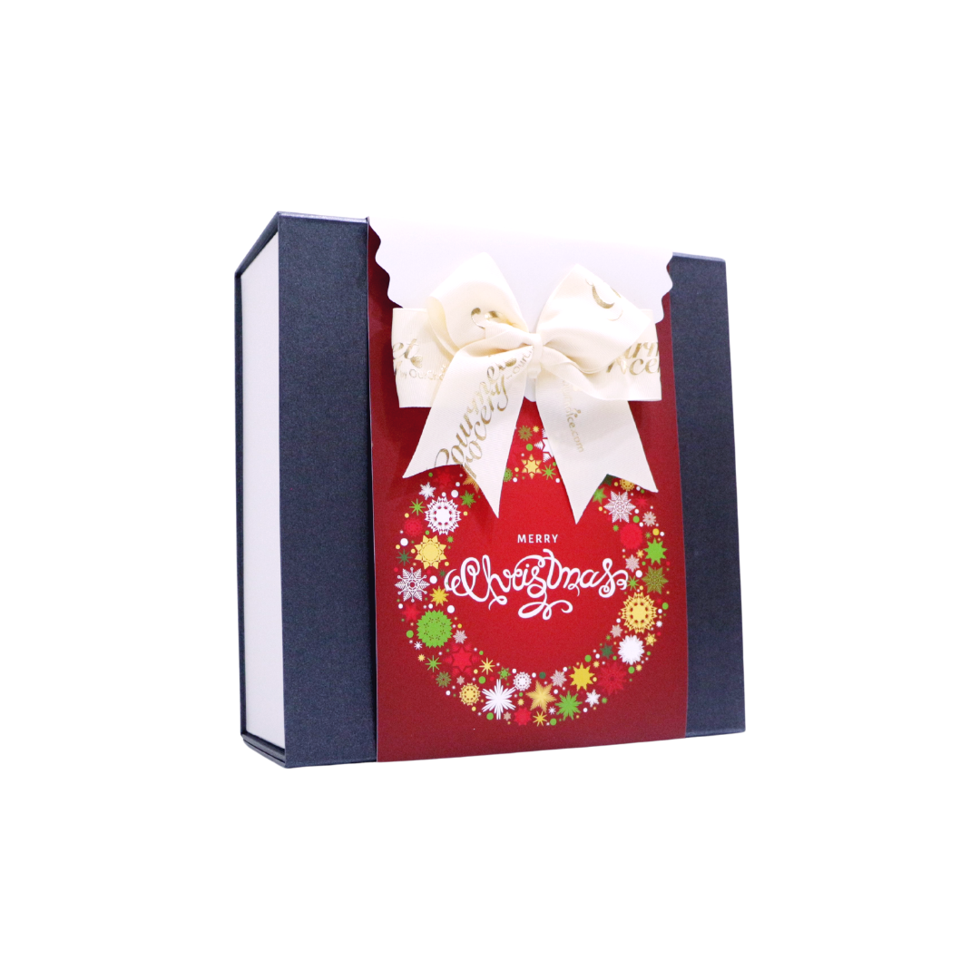 Black Box with Christmas Sleeve MEDIUM [27cm x 27 cm x 11 cm] * 4-7 Items
