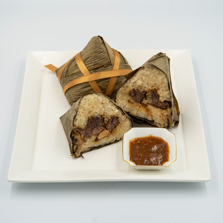 Wagyu Beef Dumpling with "Shacha" Sauce (NEW) 沙 茶 和 牛 粽