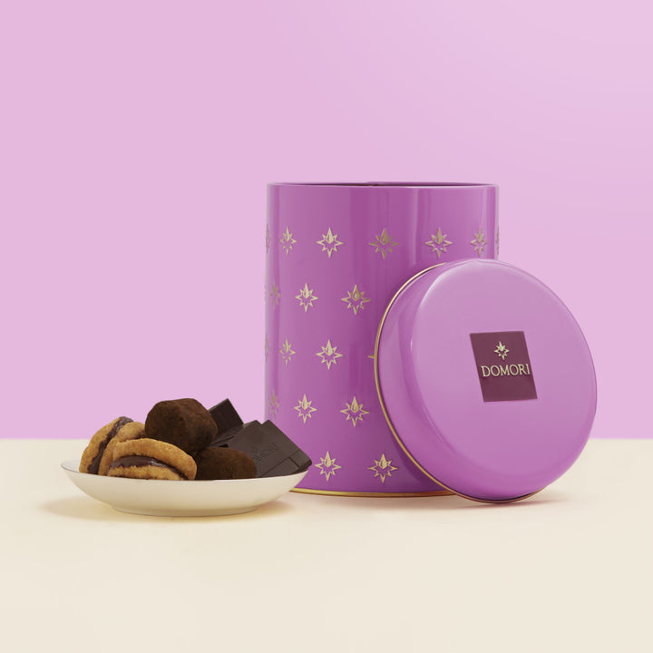 Domori Assorted Chocolates - Tin Box of 200g